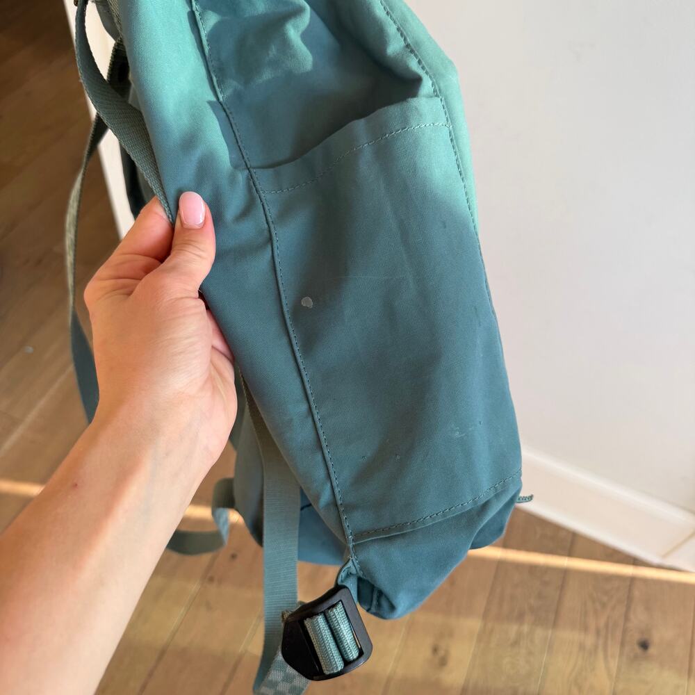 Fjällräven Kanken 13" Zip Around Logo Pockets City Backpack Green - Picture 6 of 6